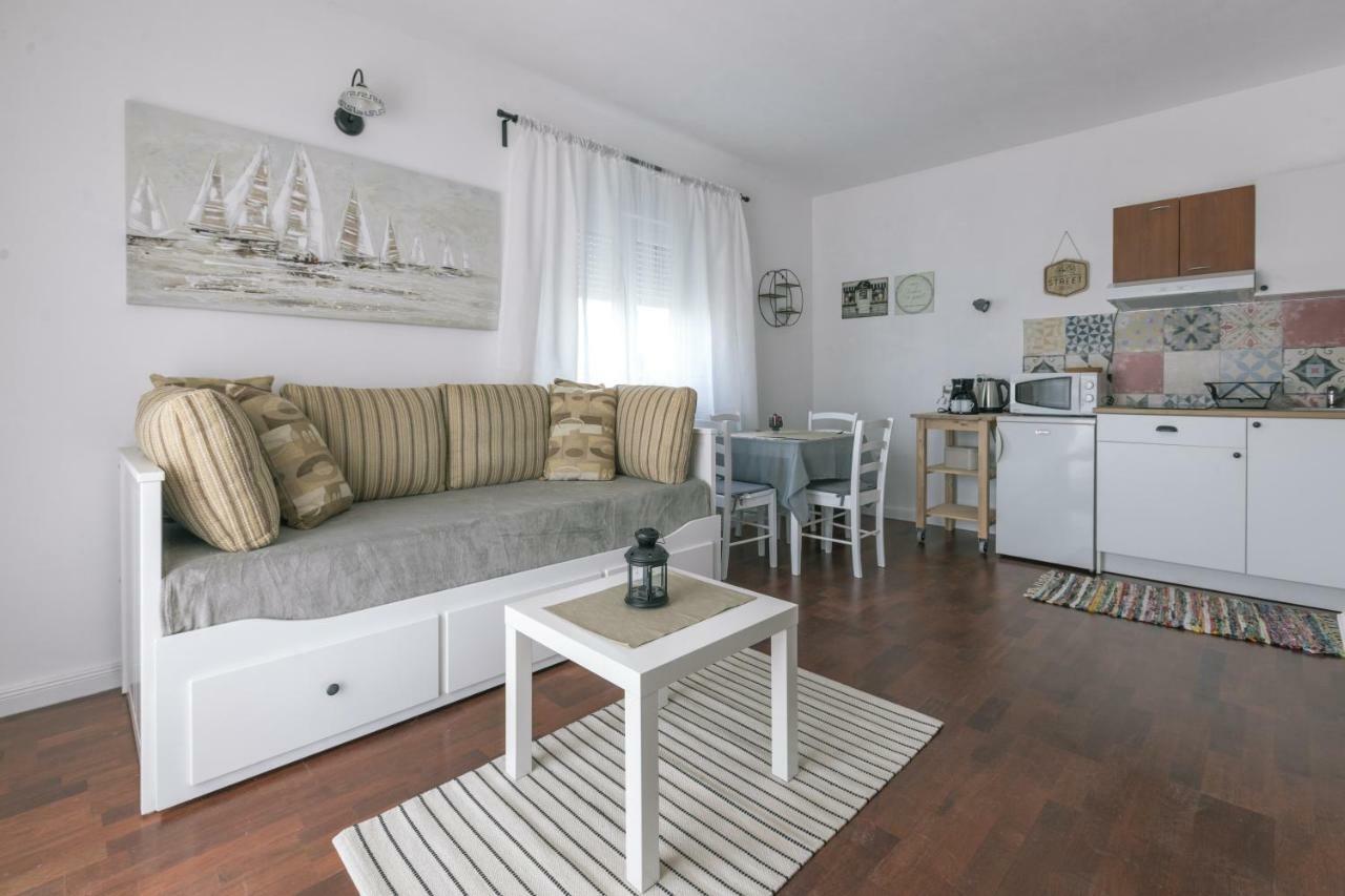 Hedon-Stone Apartment Starigrad Paklenica Exterior photo