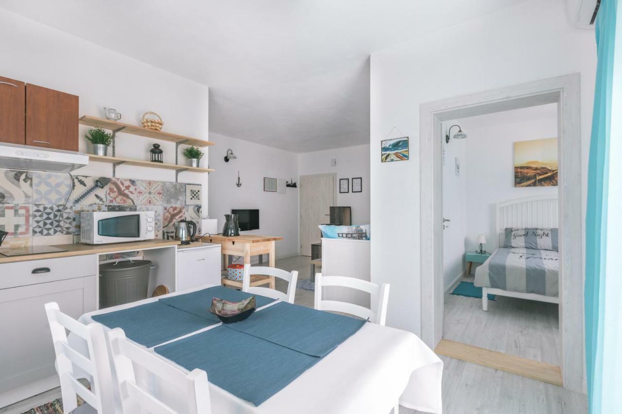Hedon-Stone Apartment Starigrad Paklenica Exterior photo