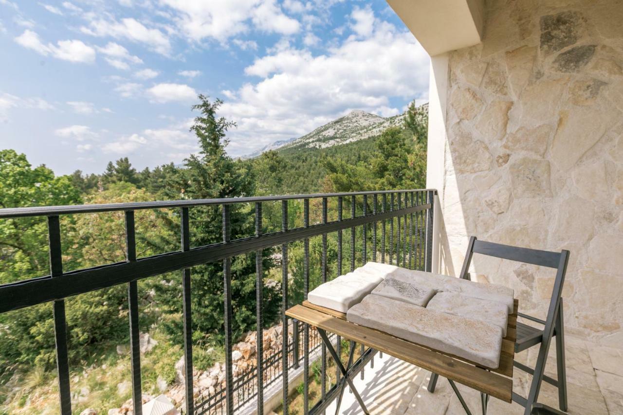 Hedon-Stone Apartment Starigrad Paklenica Exterior photo